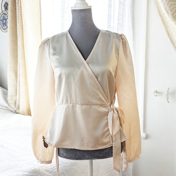 NWT - Glamorous blush satin wrap bow blouse - Picture 2 of 4